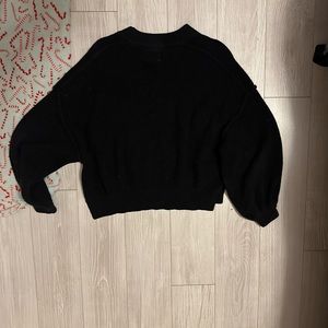 Urban outfitters black cropped sweater